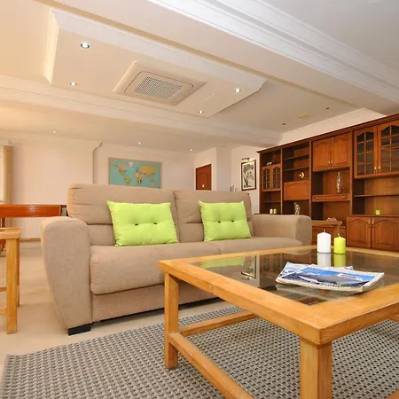 Nespereira By Algarve Vacation Villa
