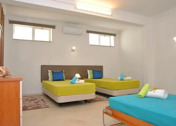 Villa Nespereira By Algarve Vacation *