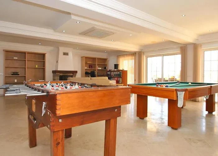 Nespereira By Algarve Vacation Villa